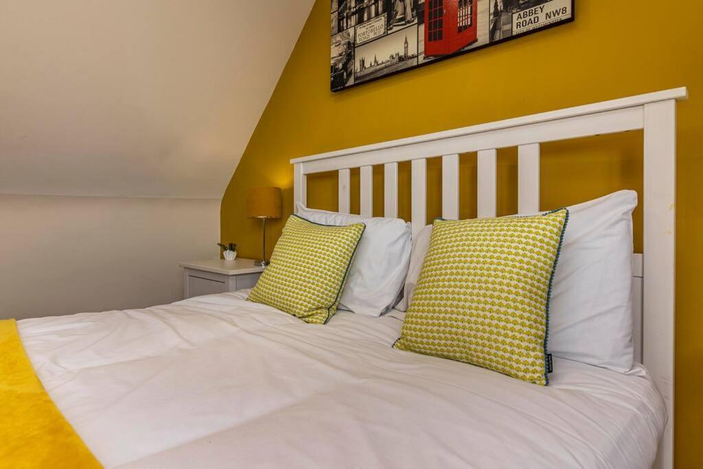 Dovecote House Beeston Private Parking 15Mins From Nottingham City Centre Close To Qmc Hospital Exterior photo